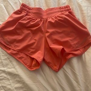 Lululemon Hotty Hots 4 Inch